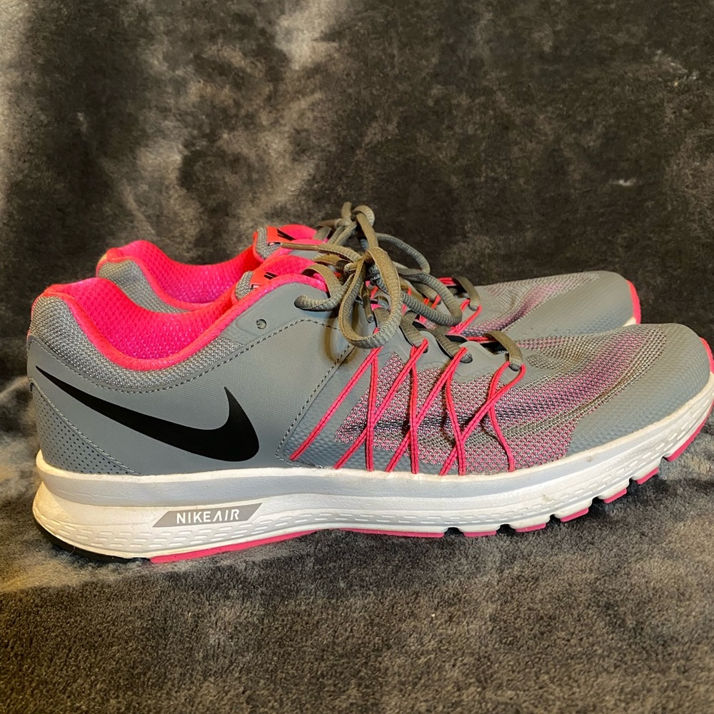 Nike Women's Air Relentless 6
Running Shoe Grey/Pink